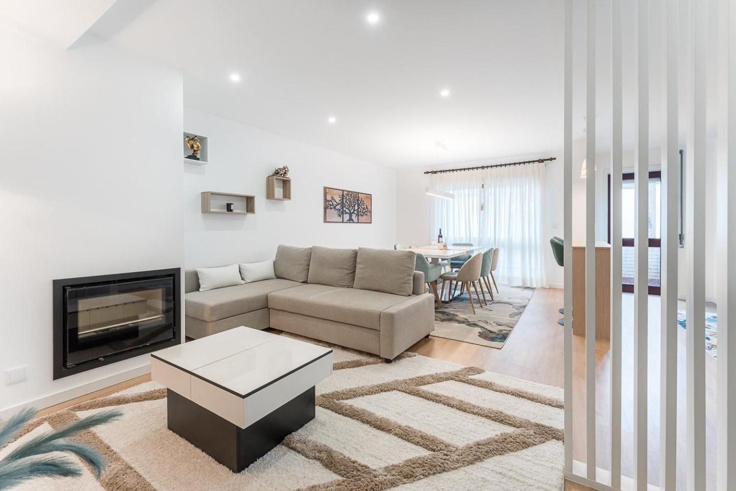 Apartmán Guestready - White Stripes Near Casa Da Musica Porto Exteriér fotografie